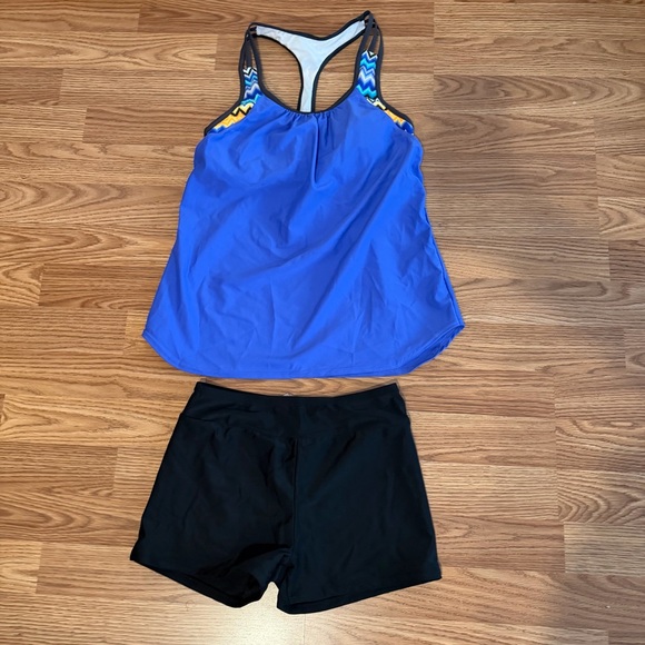 Amazon Other - NWOT Amazon Blue Racerback Tankini Top with Black Swim Shorts Size Small